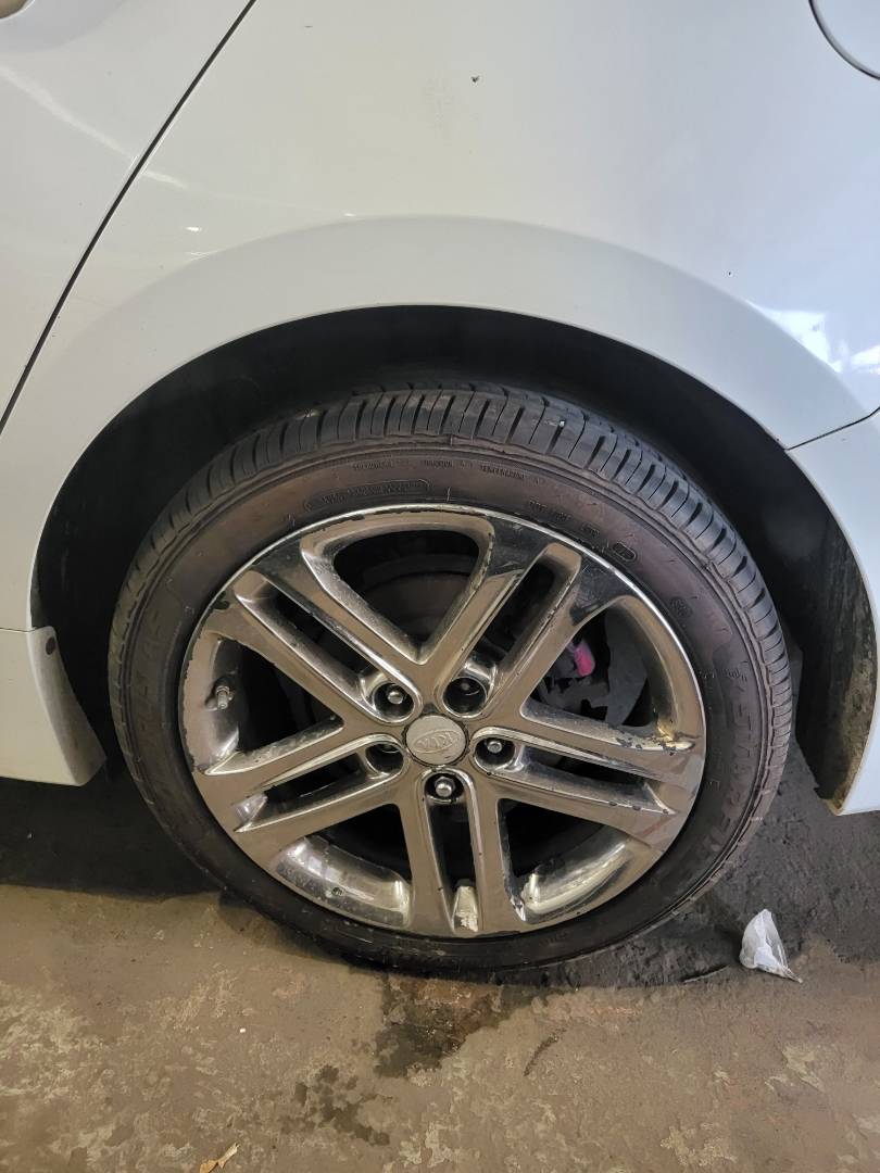 2013 KIA OPTIMA — 168022 Miles — Lot 39313245 — Main - Marhaba Auctions Used Cars - Image 9