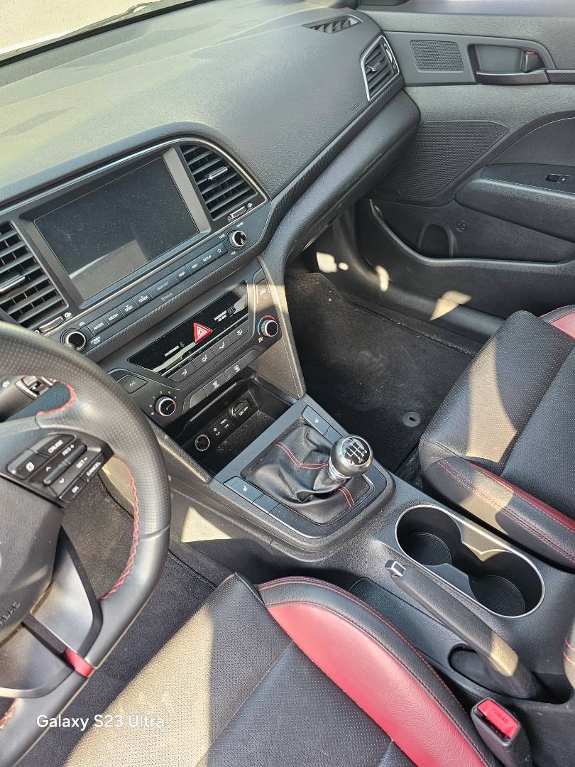 2018 HYUNDAI AVANTE — 163613 KM — Lot U639306 — Main - Marhaba Auctions Used Cars - Image 10