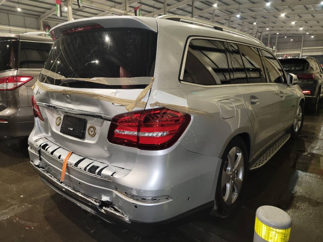 2017 MERCEDES BENZ GLS 450 — 126103 Miles — Lot 70360423 - Marhaba Auctions Used Cars - Image 3