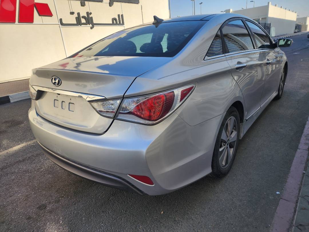 2011 HYUNDAI SONATA — 187927 Miles — Lot 61335263 — Souq - Marhaba Auctions Used Cars - Image 10