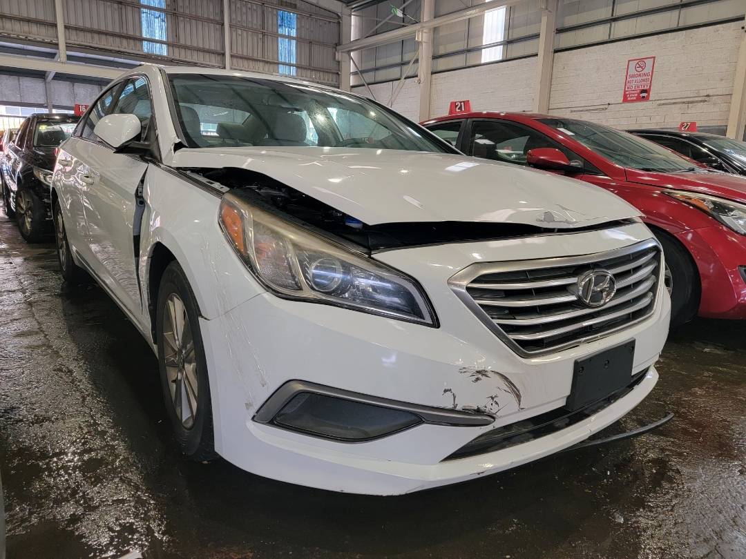 2016 HYUNDAI SONATA — 140817 Miles — Lot 75318 — Main - Marhaba Auctions Used Cars - Image 4