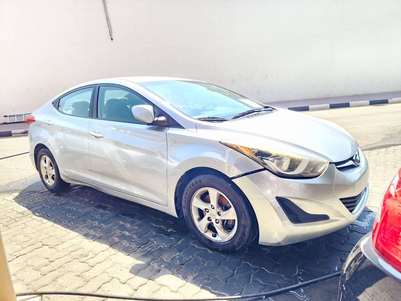 2014 HYUNDAI ELANTRA — 245285 Miles — Lot 40738792 — Souq - Marhaba Auctions Used Cars - Image 4