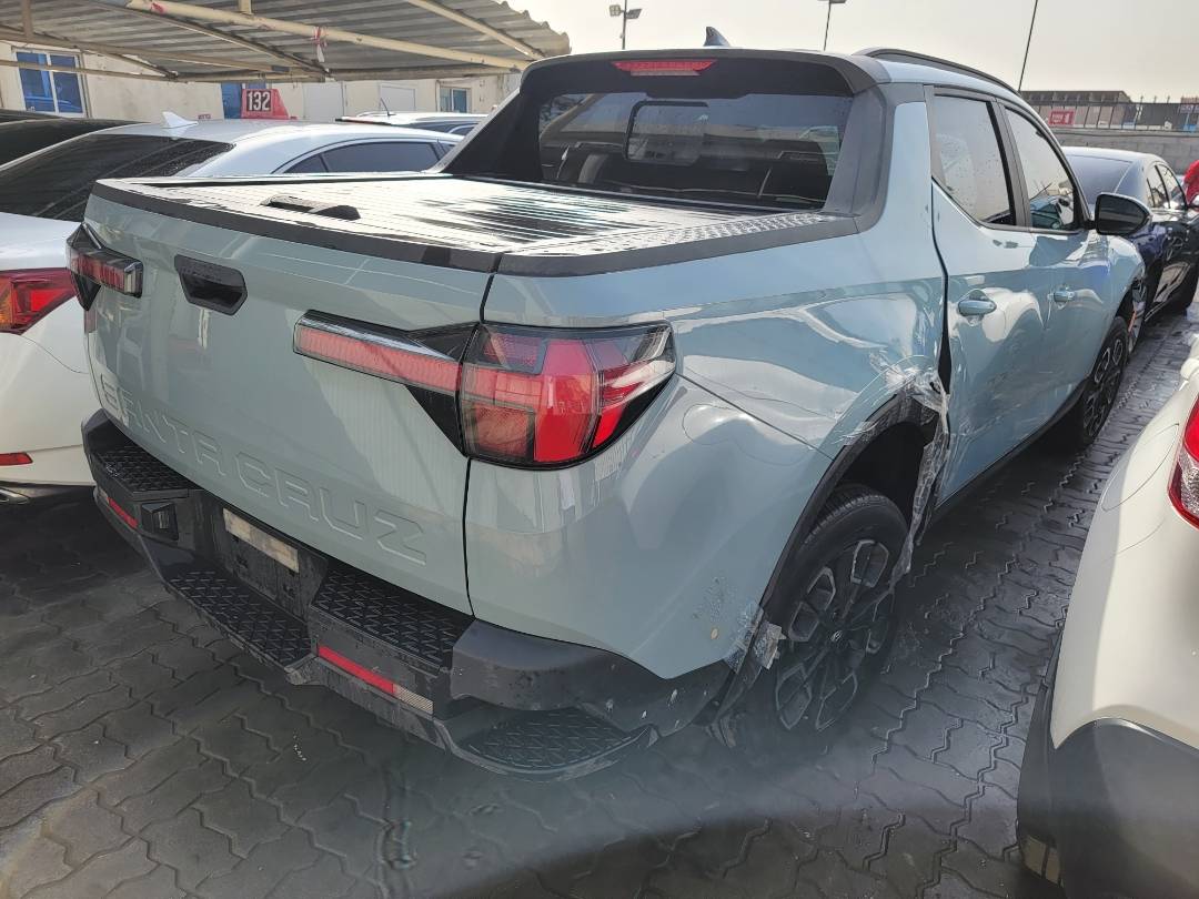 2022 HYUNDAI SANTA CRUZ — 18660 Miles — Lot H022359 — Main - Marhaba Auctions Used Cars - Image 5
