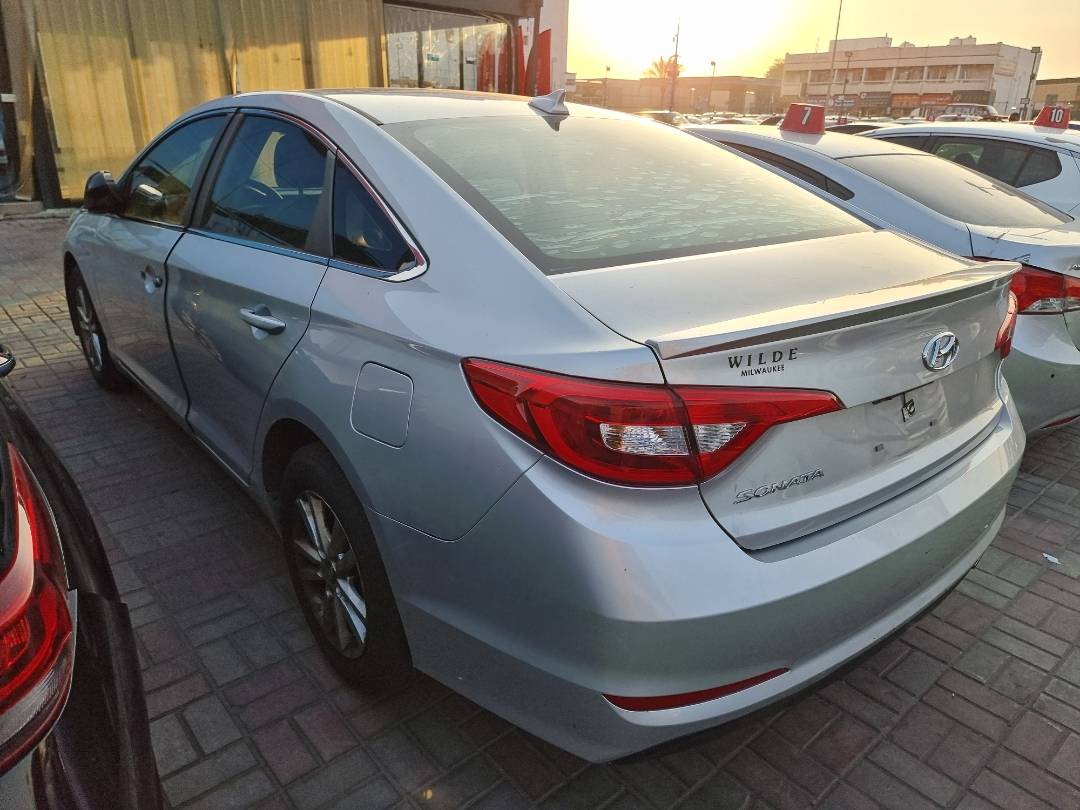 2017 HYUNDAI SONATA — 172374 Miles — Lot 214578 — Main - Marhaba Auctions Used Cars - Image 5