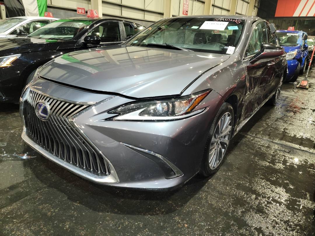 2021 LEXUS ES 300H — 88923 Miles — Lot 37403619 - Marhaba Auctions Used Cars - Image 8