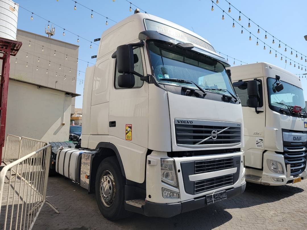 2013 VOLVO FH-Series — 1674327 KM — Lot 61018 — Main - Marhaba Auctions Used Cars - Image 3