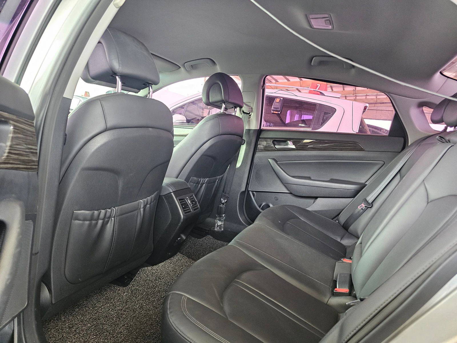 2015 HYUNDAI SONATA — 221609 KM — Lot 001770 — Ind. 12 - Marhaba Auctions Used Cars - Image 6