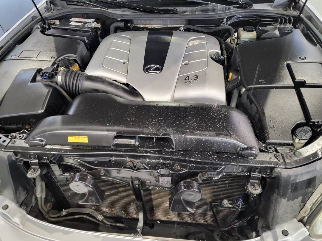 LEXUS LS 430 2004 - Marhaba Auction Used Cars - Image 12