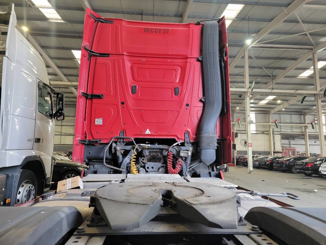 2014 MERCEDES BENZ ACTROS 1843 — 1000738 KM — Lot L858968 — Main - Marhaba Auctions Used Cars - Image 5