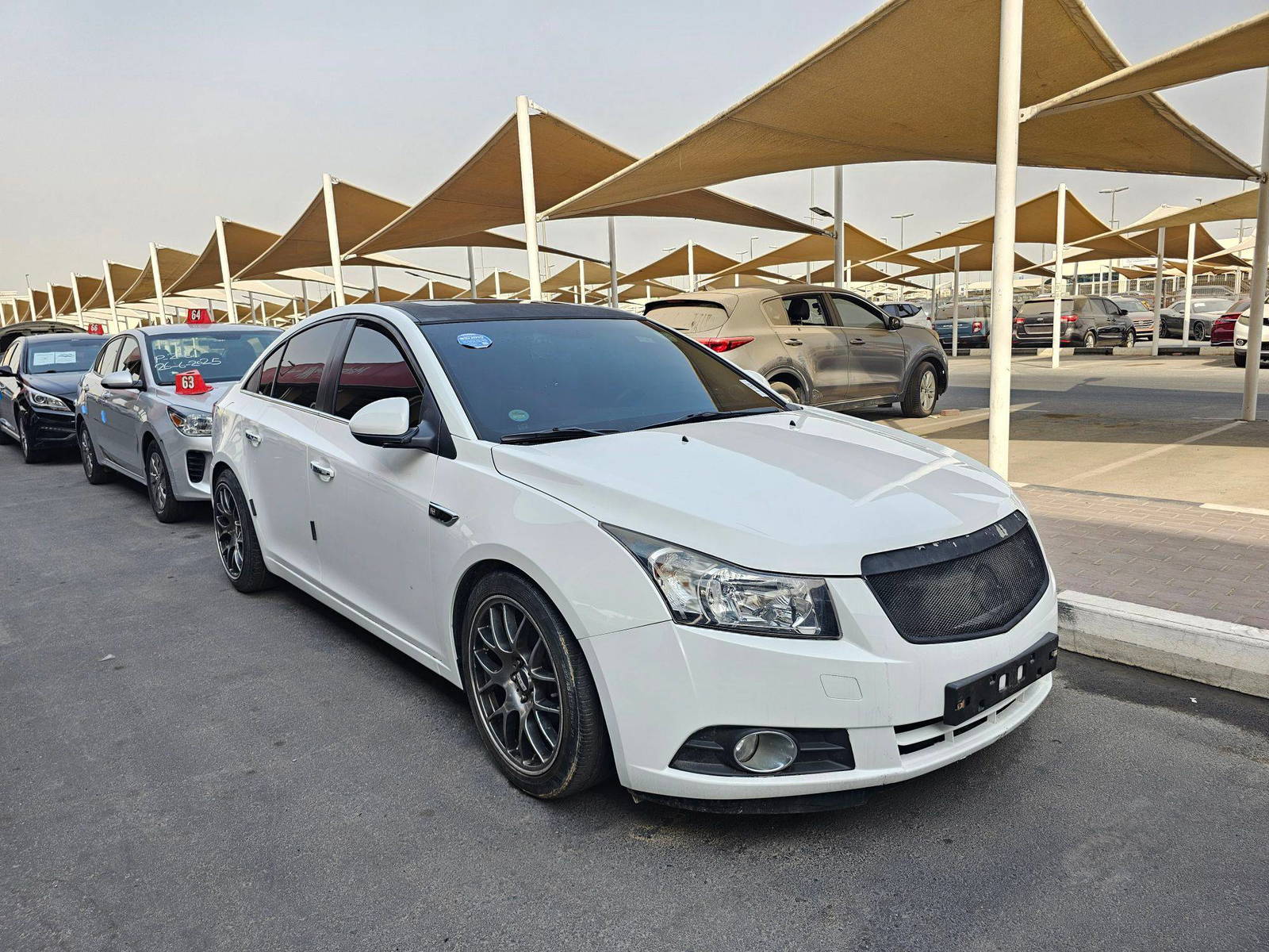 2011 CHEVROLET CRUIZE — 184447 KM — Lot BK064050 — Souq - Marhaba Auctions Used Cars - Image 5