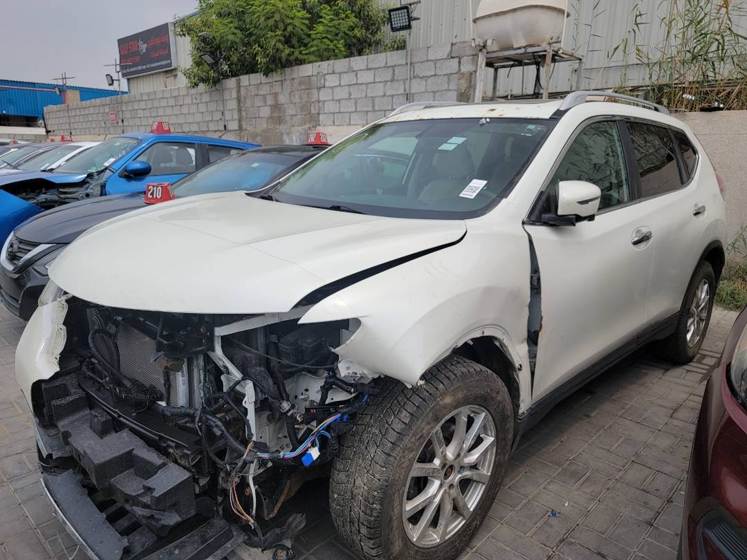 2016 NISSAN ROGUE — 154530 KM — Lot 44057754 — Main - Marhaba Auctions Used Cars - Image 5