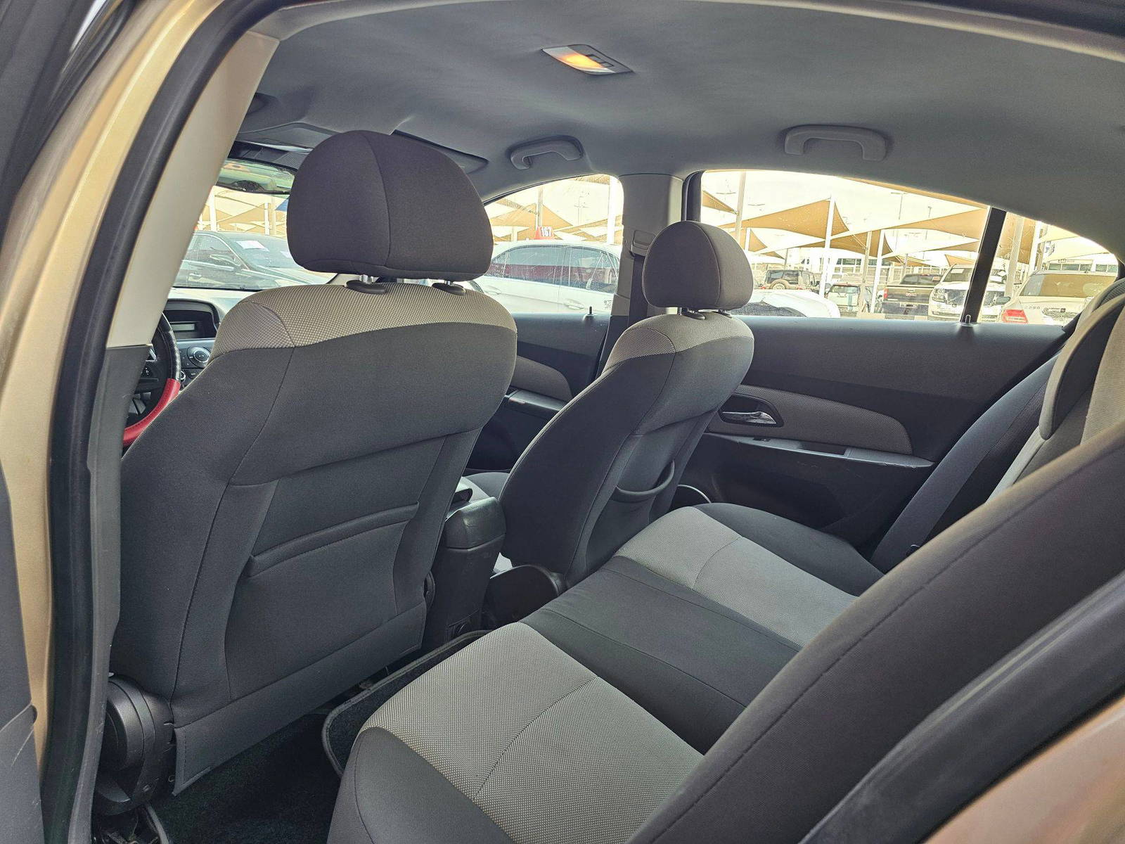 2010 CHEVROLET CRUIZE — Lot 0AK638083 — Souq - Marhaba Auctions Used Cars - Image 6