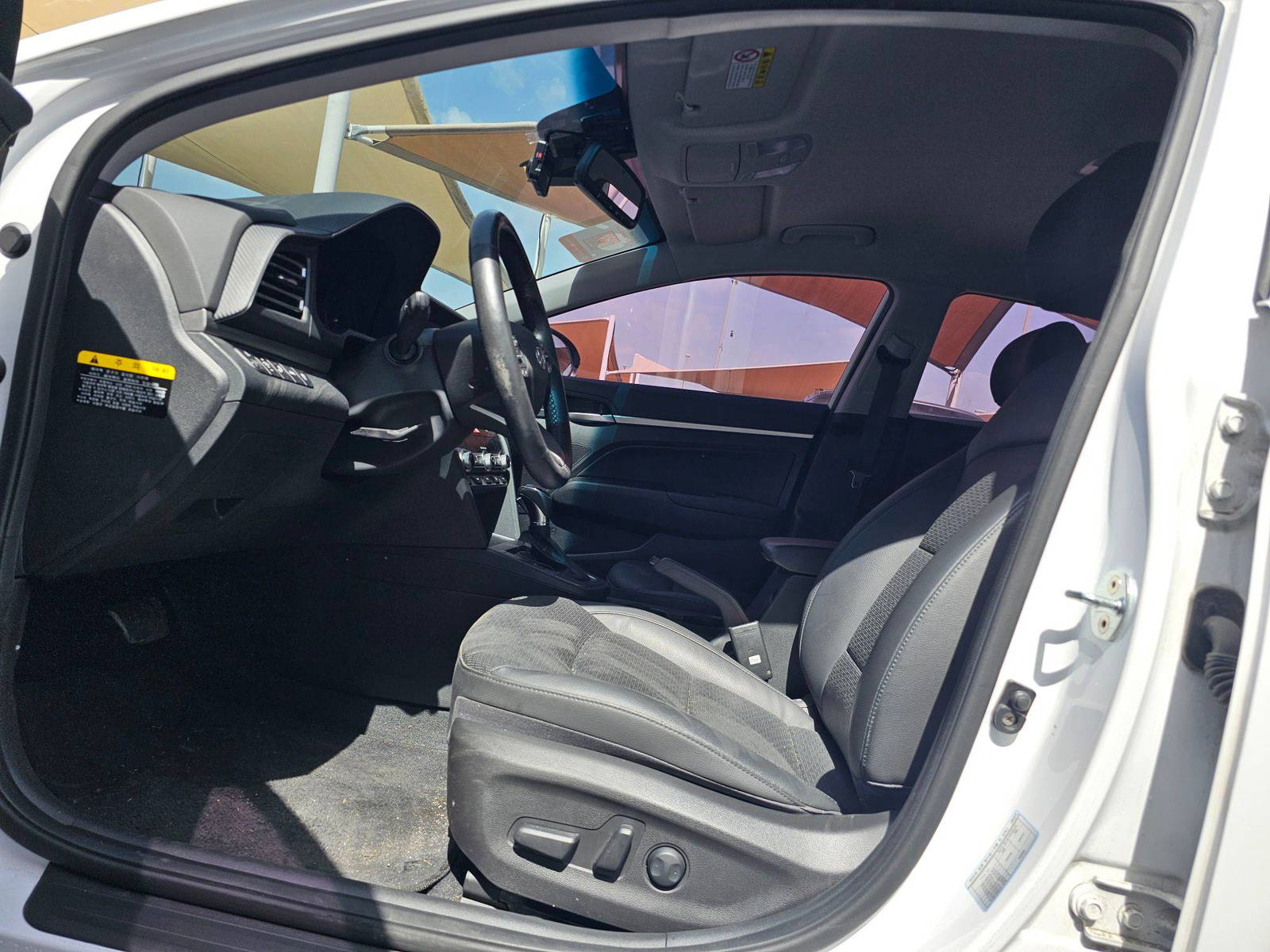 HYUNDAI AVANTE 2020 - Marhaba Auction Used Cars - Image 8