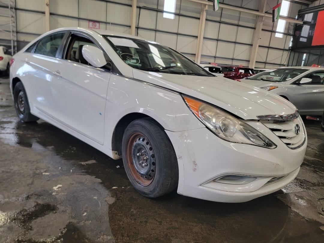 2013 HYUNDAI SONATA — 157788 Miles — Lot H536579 — Main - Marhaba Auctions Used Cars - Image 4