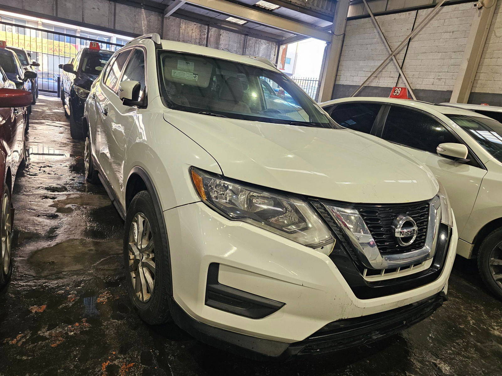 2017 NISSAN ROGUE — 111629 Miles — Lot 58265185 — Main - Marhaba Auctions Used Cars - Image 4