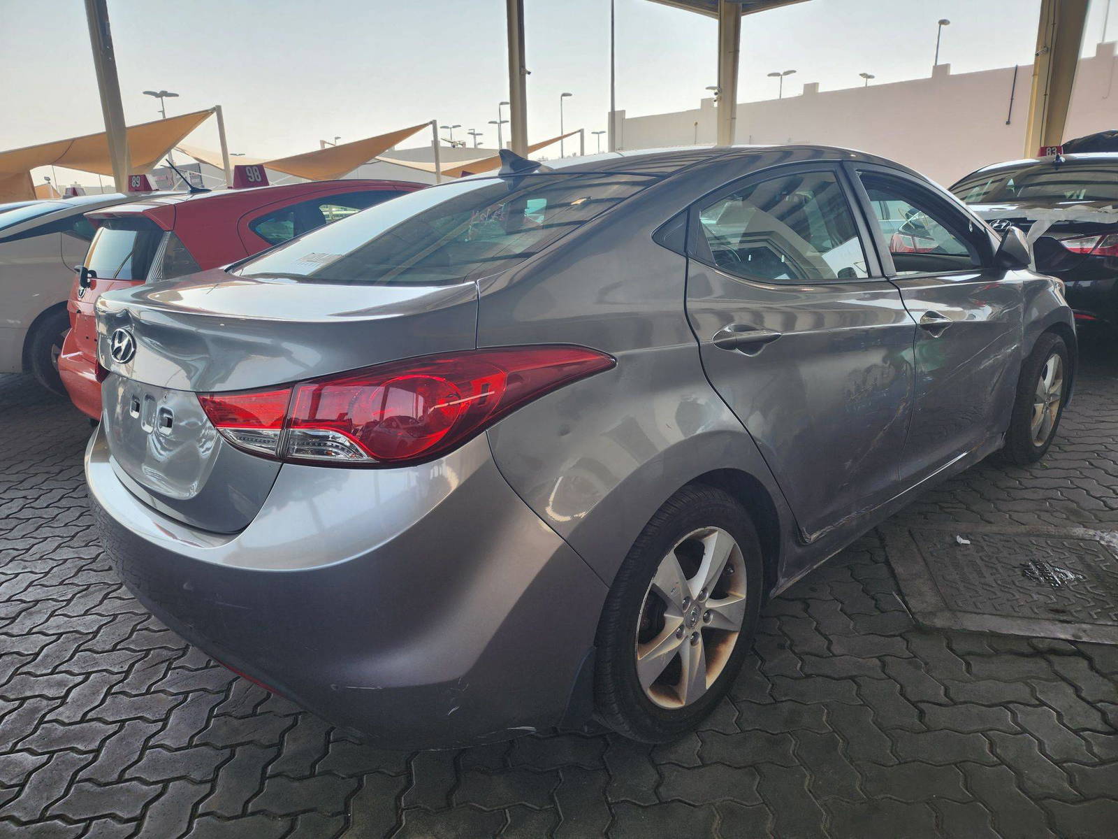 2012 HYUNDAI ELANTRA — 195735 Miles — Lot 38289741 — Souq - Marhaba Auctions Used Cars - Image 5