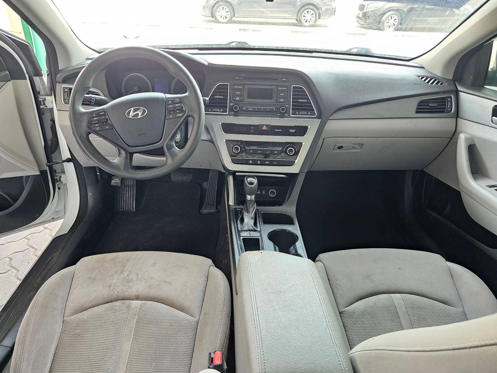 HYUNDAI SONATA 2015 - Marhaba Auction Used Cars - Image 7