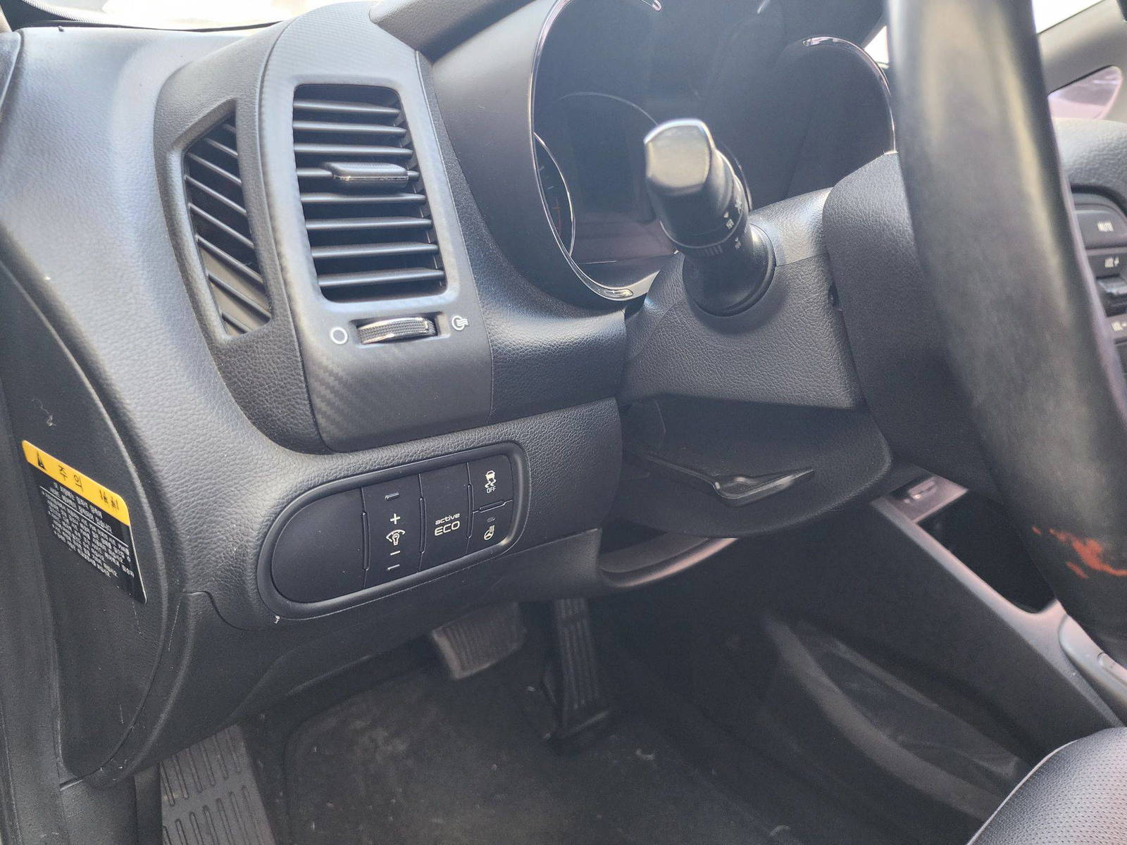 2013 KIA K3 — 80244 KM — Lot 017234 — Main - Marhaba Auctions Used Cars - Image 11