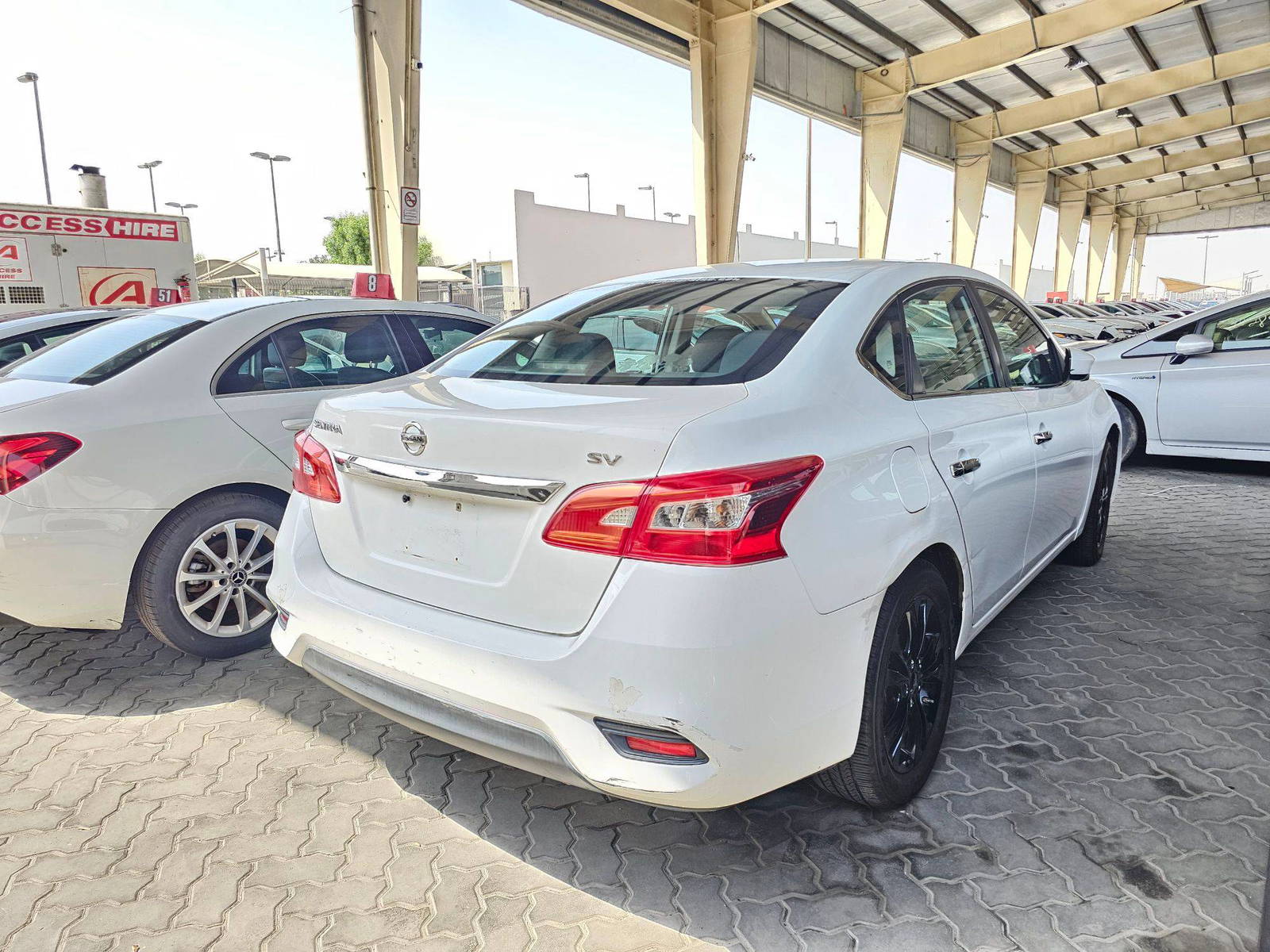 2016 NISSAN SENTRA — 169275 Miles — Lot 1492 — Souq - Marhaba Auctions Used Cars - Image 4