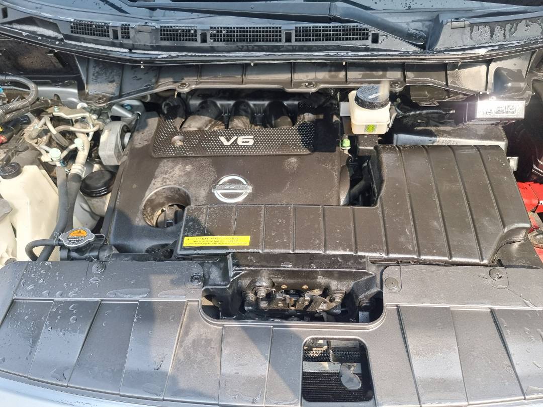 2015 NISSAN QUEST — 181574 Miles — Lot 215487 — Ind. 12 - Marhaba Auctions Used Cars - Image 11