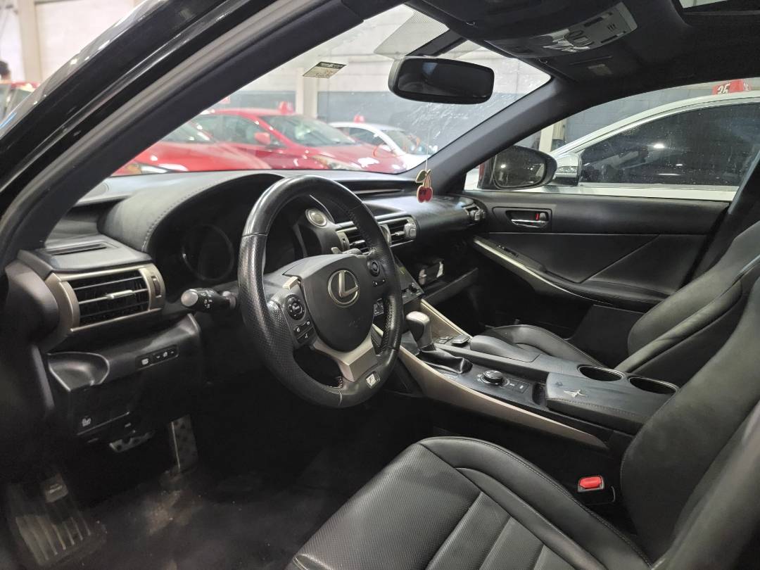 2014 LEXUS IS 250 — 134035 Miles — Lot E5018527 — Main - Marhaba Auctions Used Cars - Image 8