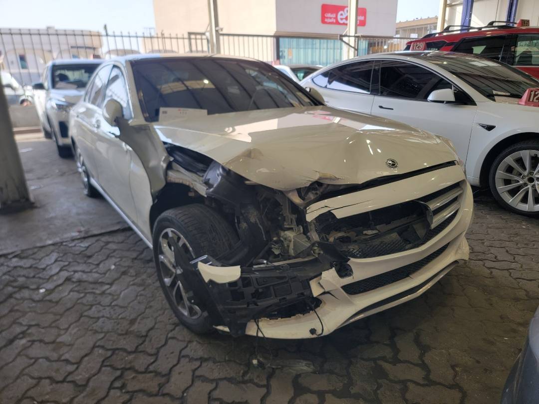 2015 MERCEDES BENZ C300 — 127908 Miles — Lot FU013739 — Main - Marhaba Auctions Used Cars - Image 4