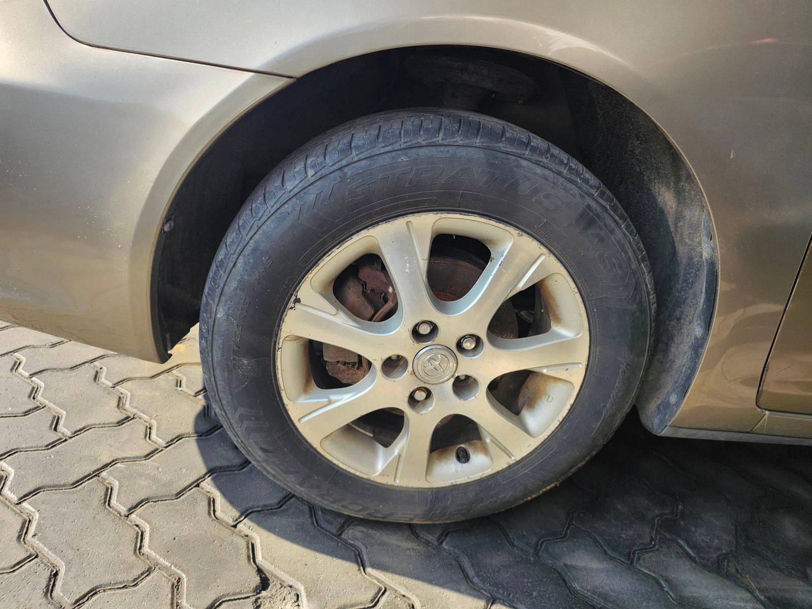 2005 TOYOTA CAMRY — 321658 Miles — Lot 80381705 — Souq - Marhaba Auctions Used Cars - Image 12
