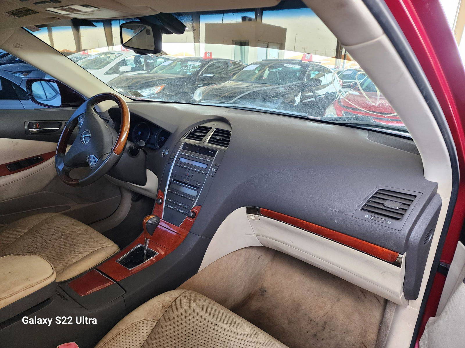 2010 LEXUS ES 350 — 182924 Miles — Lot 71902183 - Marhaba Auctions Used Cars - Image 6