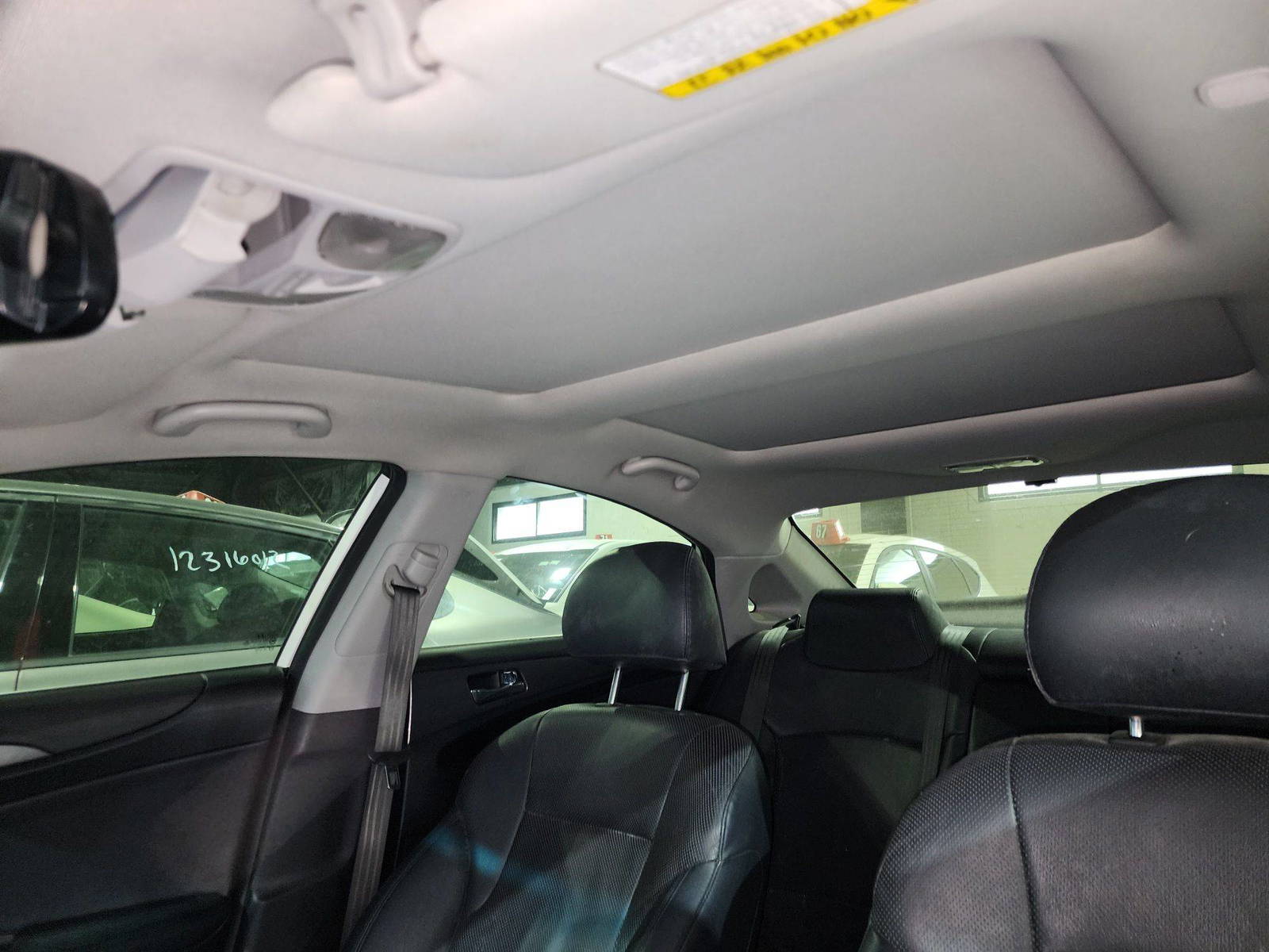 2014 HYUNDAI SONATA — 230303 KM — Lot 098817 — Souq - Marhaba Auctions Used Cars - Image 9