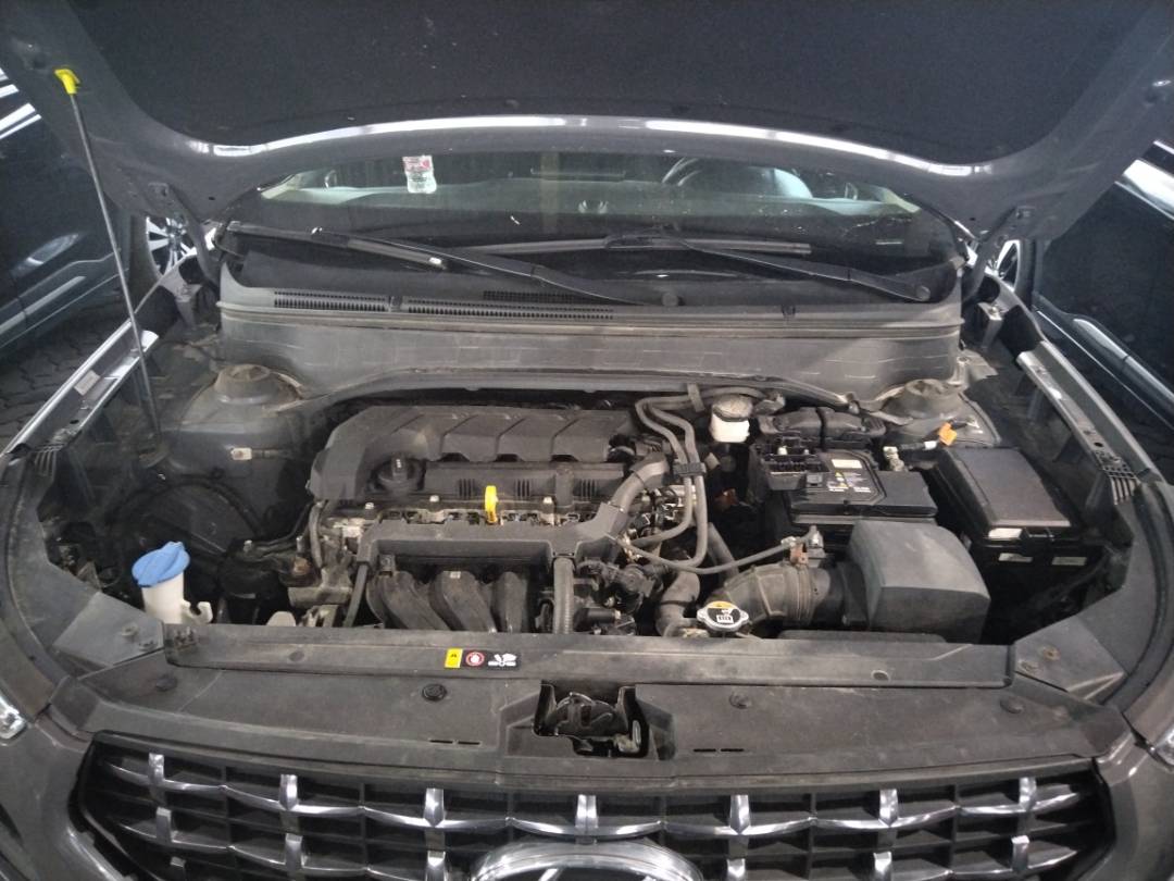 2020 HYUNDAI VENUE SEL — 95256 Miles — Lot 37399484 - Marhaba Auctions Used Cars - Image 4