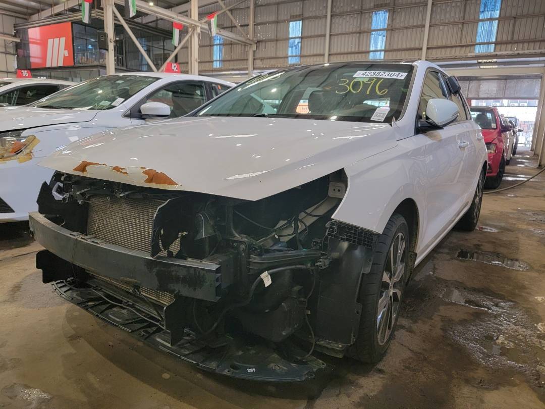 2018 HYUNDAI ELANTRA GT — 89439 Miles — Lot U023096 — Main - Marhaba Auctions Used Cars - Image 9