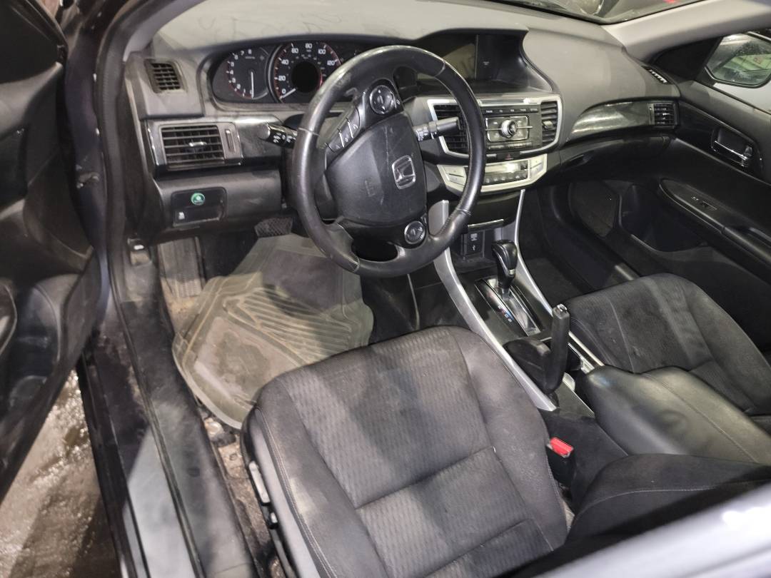 2013 HONDA ACCORD — 175630 Miles — Lot 37498746 - Marhaba Auctions Used Cars - Image 9
