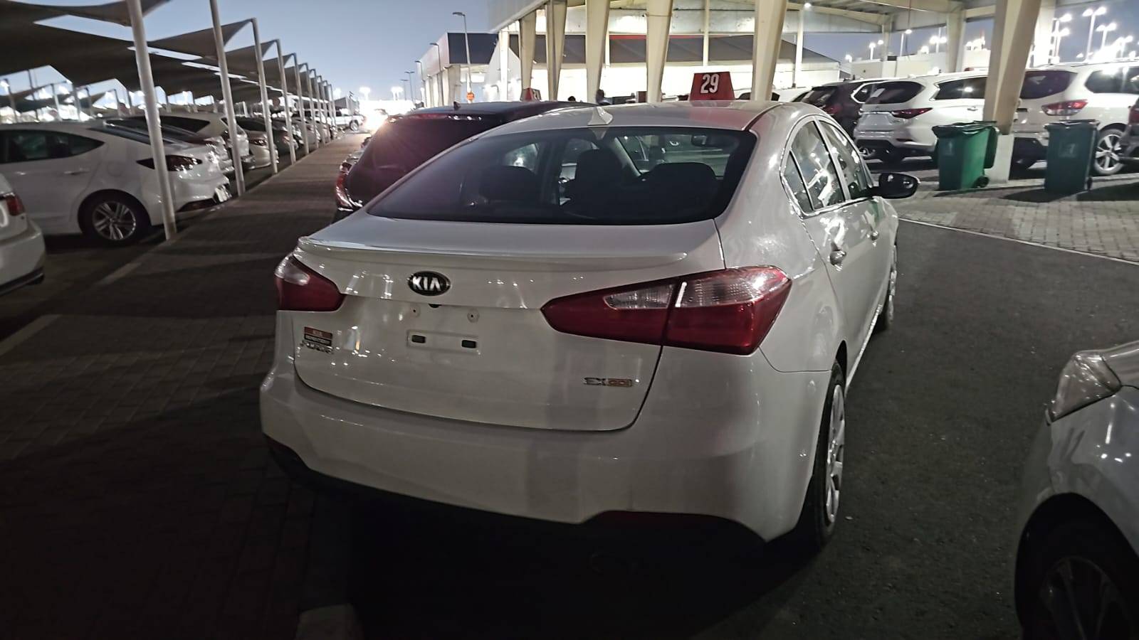2016 KIA FORTE — 189978 KM — Lot 511508 — Souq - Marhaba Auctions Used Cars - Image 4