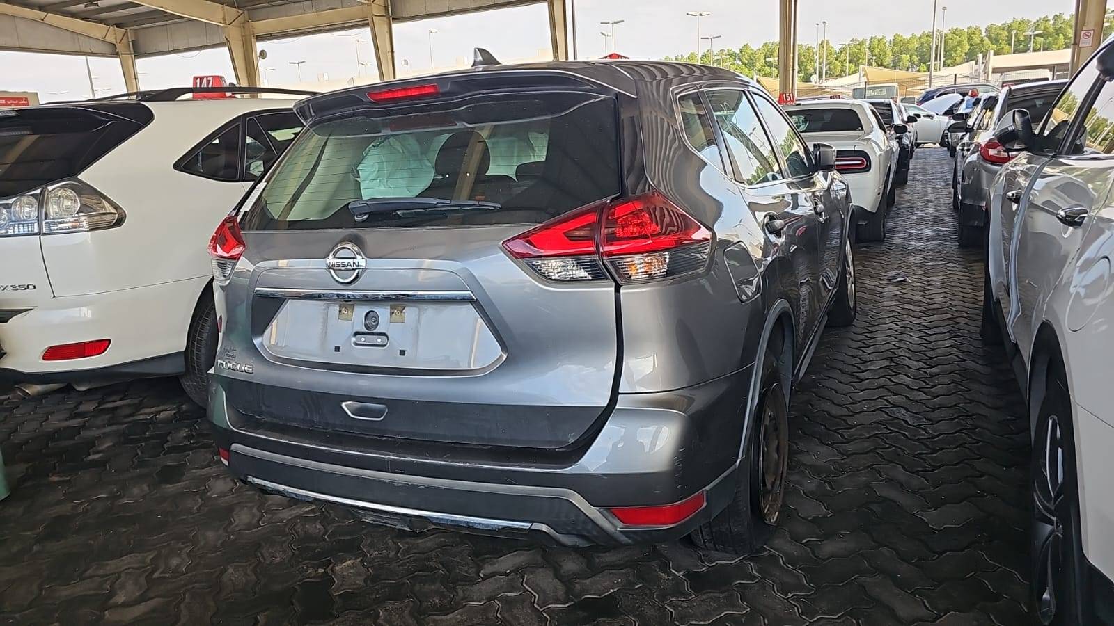 2018 NISSAN ROGUE — 201643 Miles — Lot 42868252 — Souq - Marhaba Auctions Used Cars - Image 10