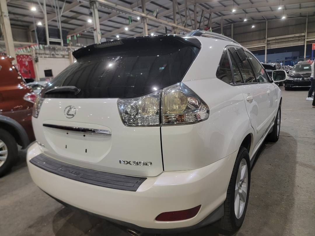 2007 LEXUS RX 350 — 189576 Miles — Lot U27C013047 — Main - Marhaba Auctions Used Cars - Image 4