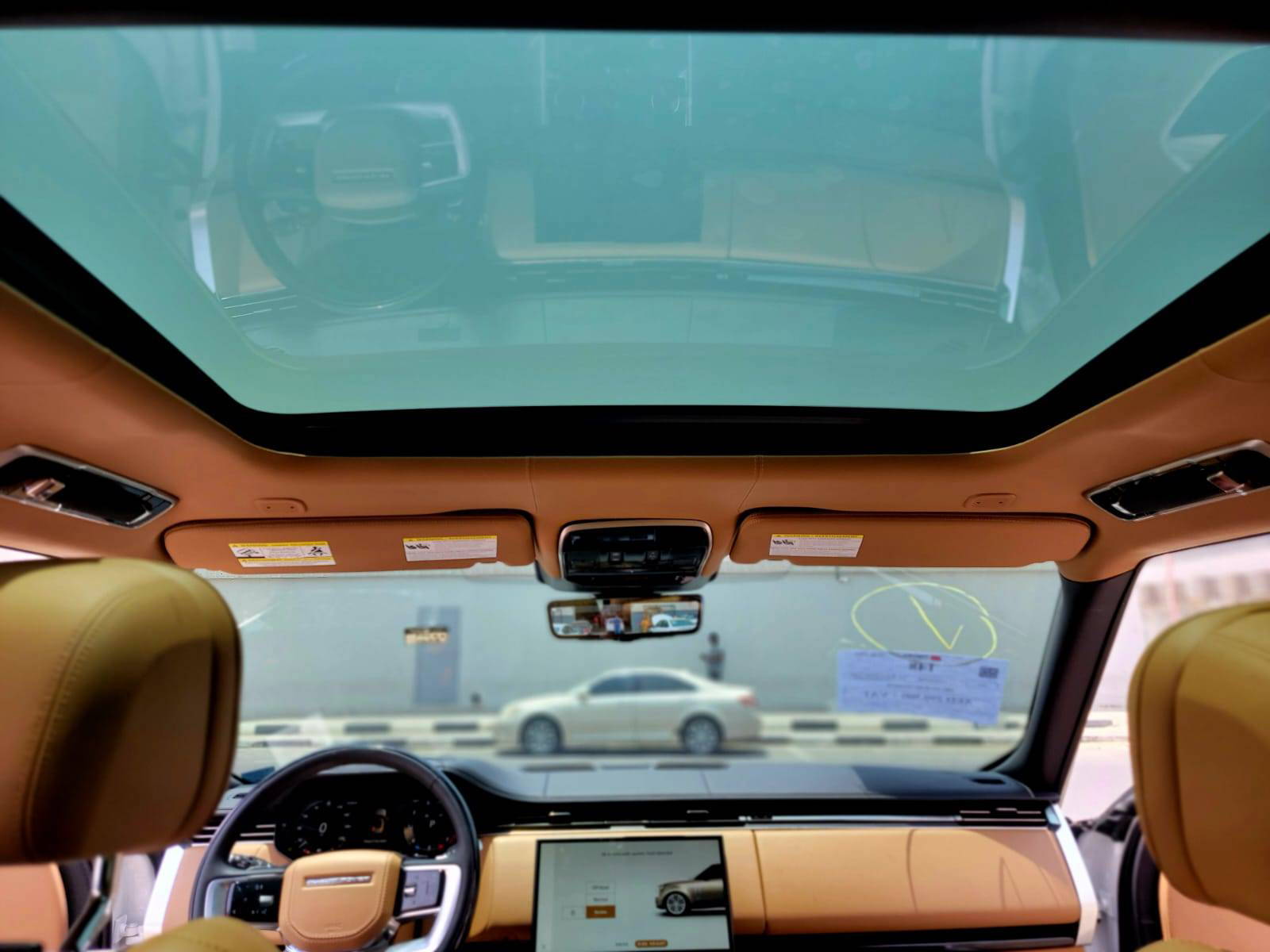 LAND ROVER RANGE ROVER VOGUE AUTOBIOGRAPHY 2023 - Marhaba Auction Used Cars - Image 10