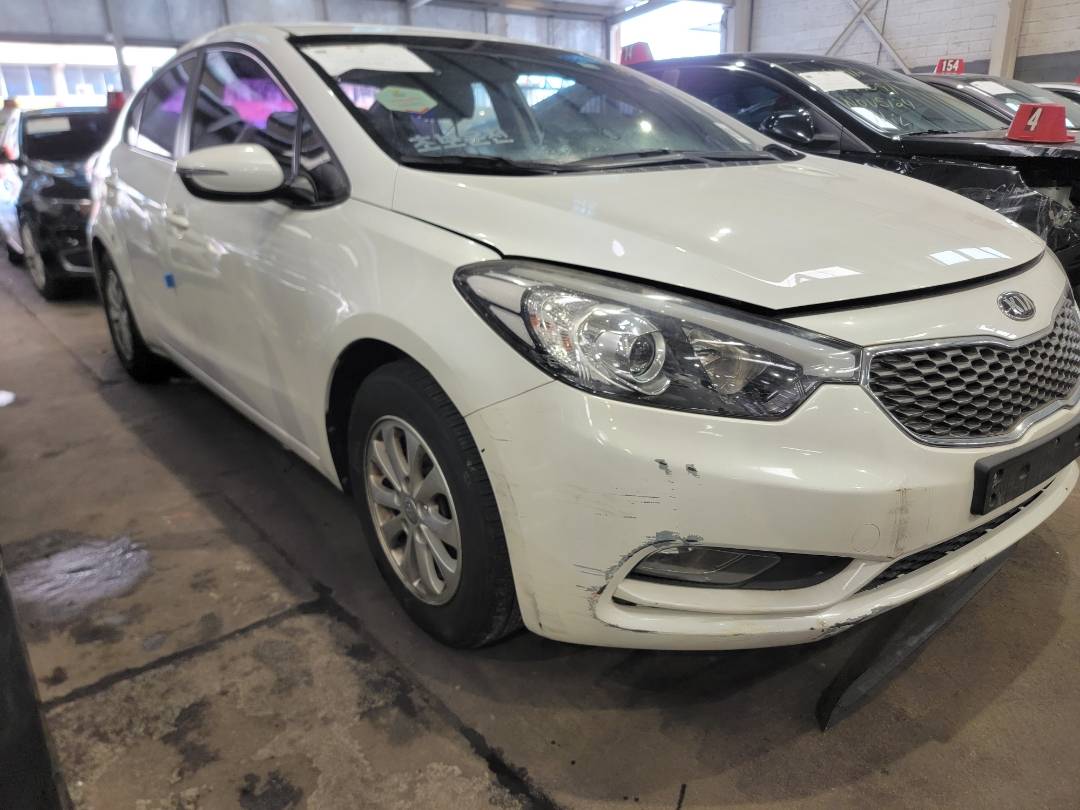 2013 KIA K3 — 121868 KM — Lot 842300 — Main - Marhaba Auctions Used Cars - Image 3