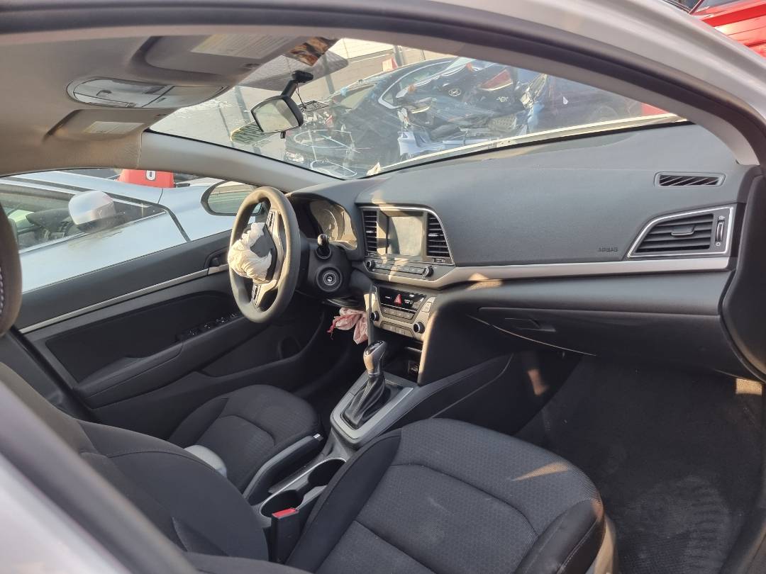 2018 HYUNDAI ELANTRA — 90234 Miles — Lot H331250 — Ind. 12 - Marhaba Auctions Used Cars - Image 5