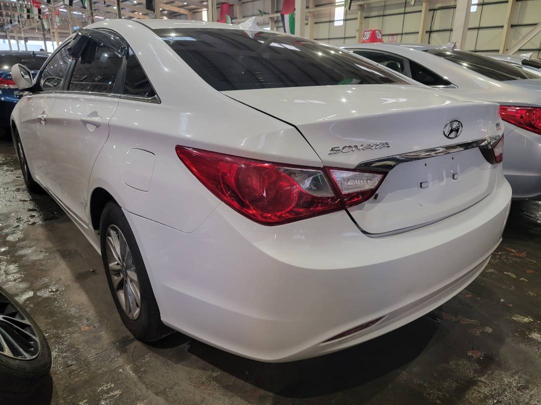 2012 HYUNDAI SONATA — 197503 Miles — Lot 449867 - Marhaba Auctions Used Cars - Image 3
