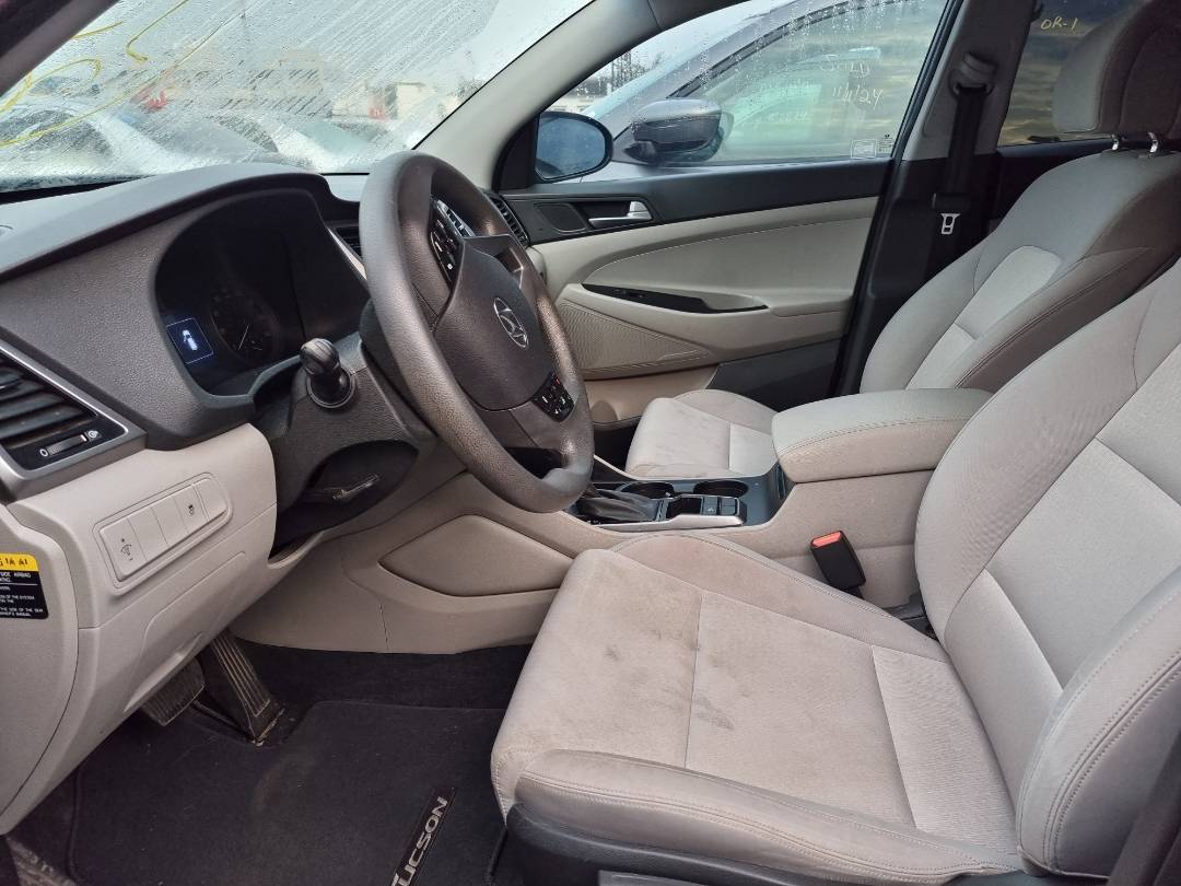 2017 HYUNDAI TUCSON — 108368 Miles — Lot 125487 — Ind. 12 - Marhaba Auctions Used Cars - Image 6