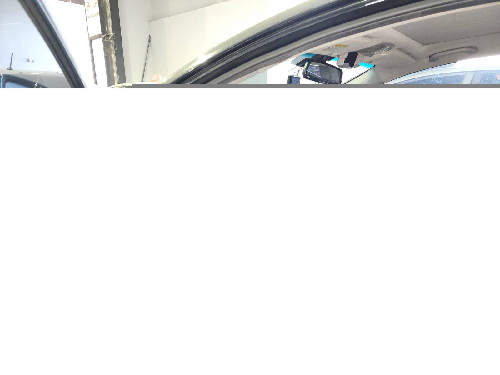 2010 HYUNDAI SONATA — 138443 KM — Lot A039215 — Souq - Marhaba Auctions Used Cars - Image 9