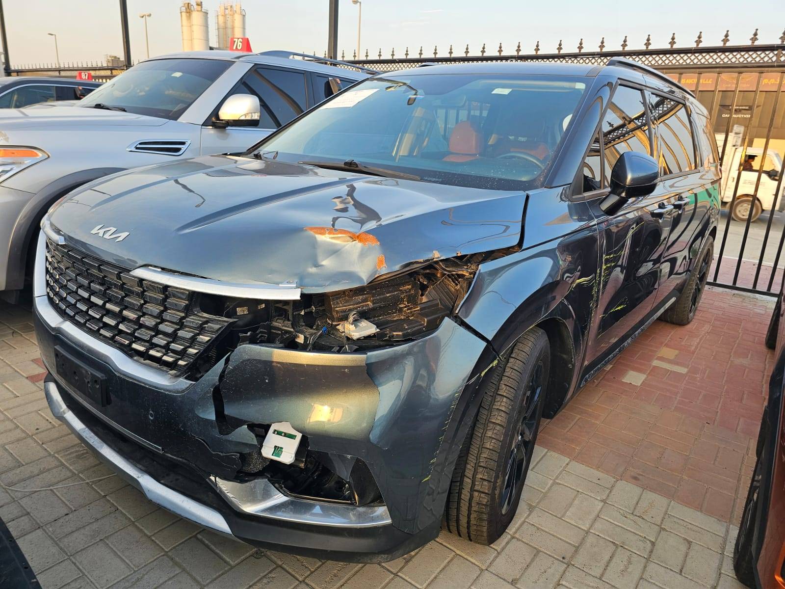 KIA CARNIVAL SX PRESTIGE
