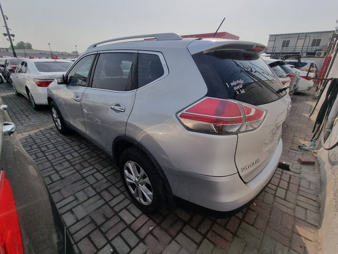 2016 NISSAN ROGUE — 128256 Miles — Lot 913985 — Ind. 12 - Marhaba Auctions Used Cars - Image 5