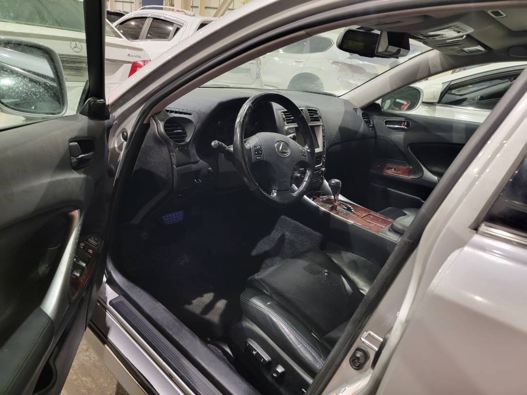 2008 LEXUS IS 250 — 181660 Miles — Lot 85016101 — Main - Marhaba Auctions Used Cars - Image 8