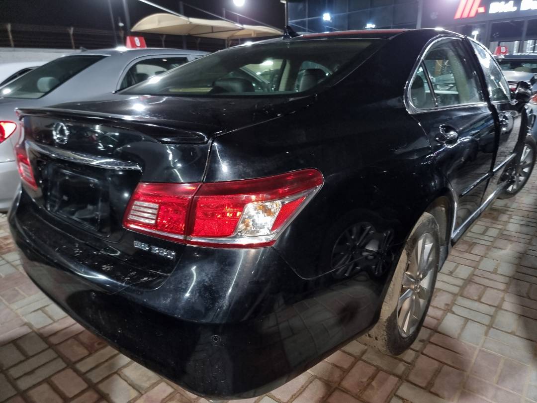 2012 LEXUS ES 350 — 213301 Miles — Lot 43097654 - Marhaba Auctions Used Cars - Image 3