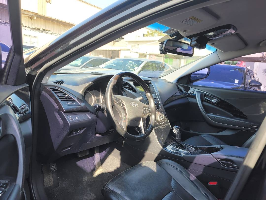 2012 HYUNDAI GRANDEUR — 139074 KM — Lot 117238 — Main - Marhaba Auctions Used Cars - Image 5