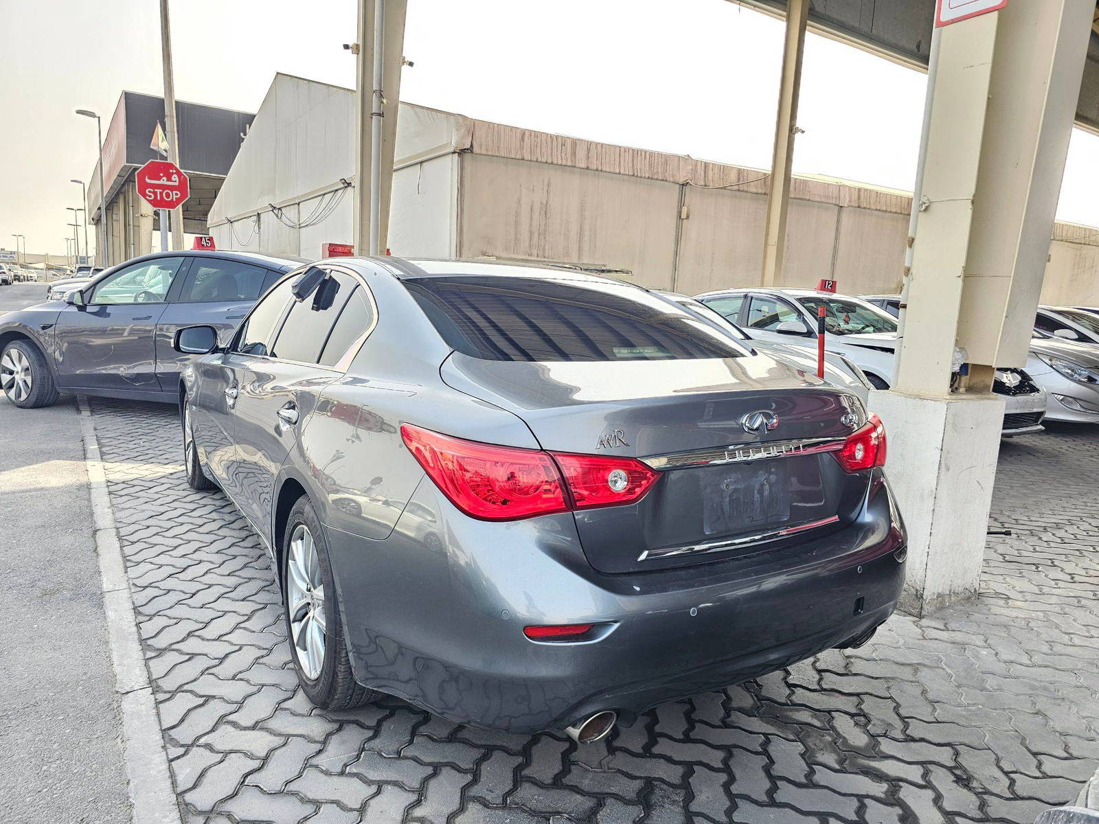 2017 INFINITI Q50 — 214561 KM — Lot HM500472 — Souq - Marhaba Auctions Used Cars - Image 5