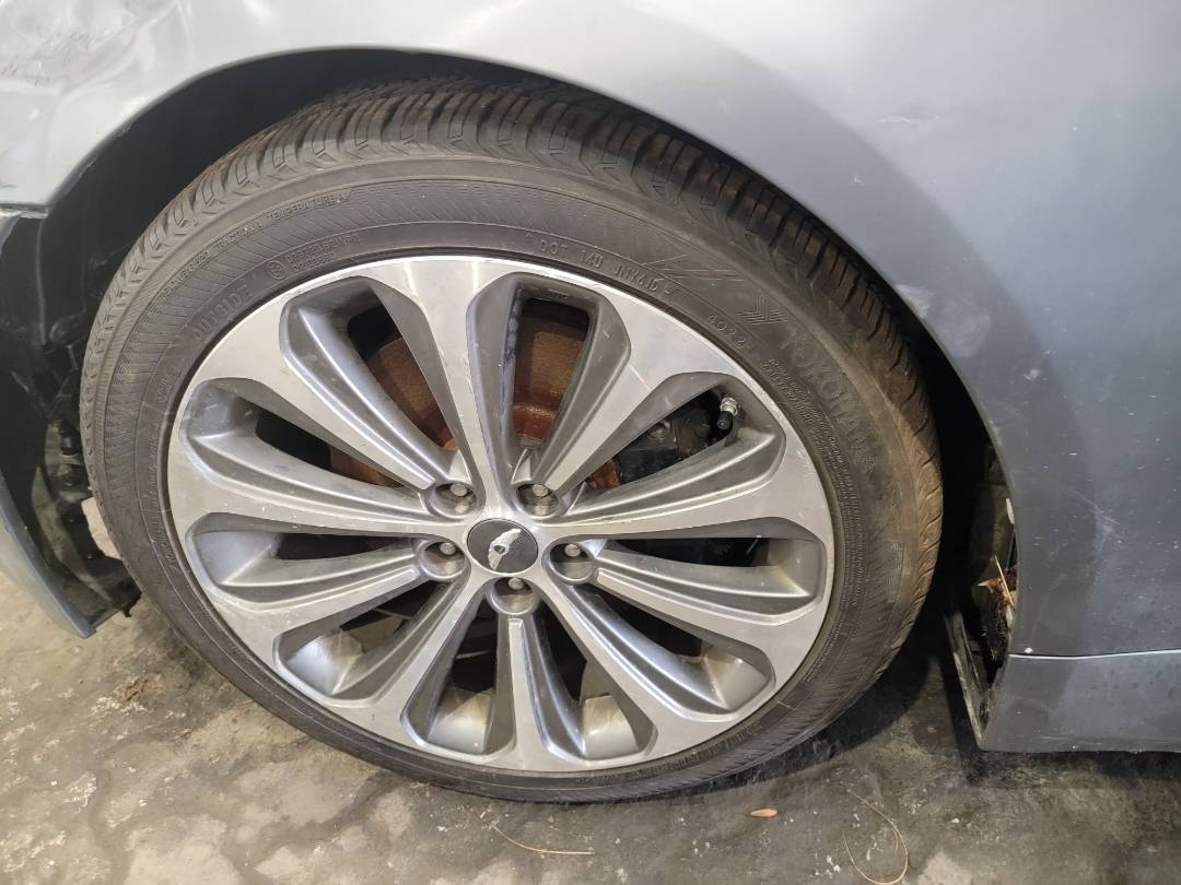 HYUNDAI GENESIS 2014 - Marhaba Auction Used Cars - Image 11