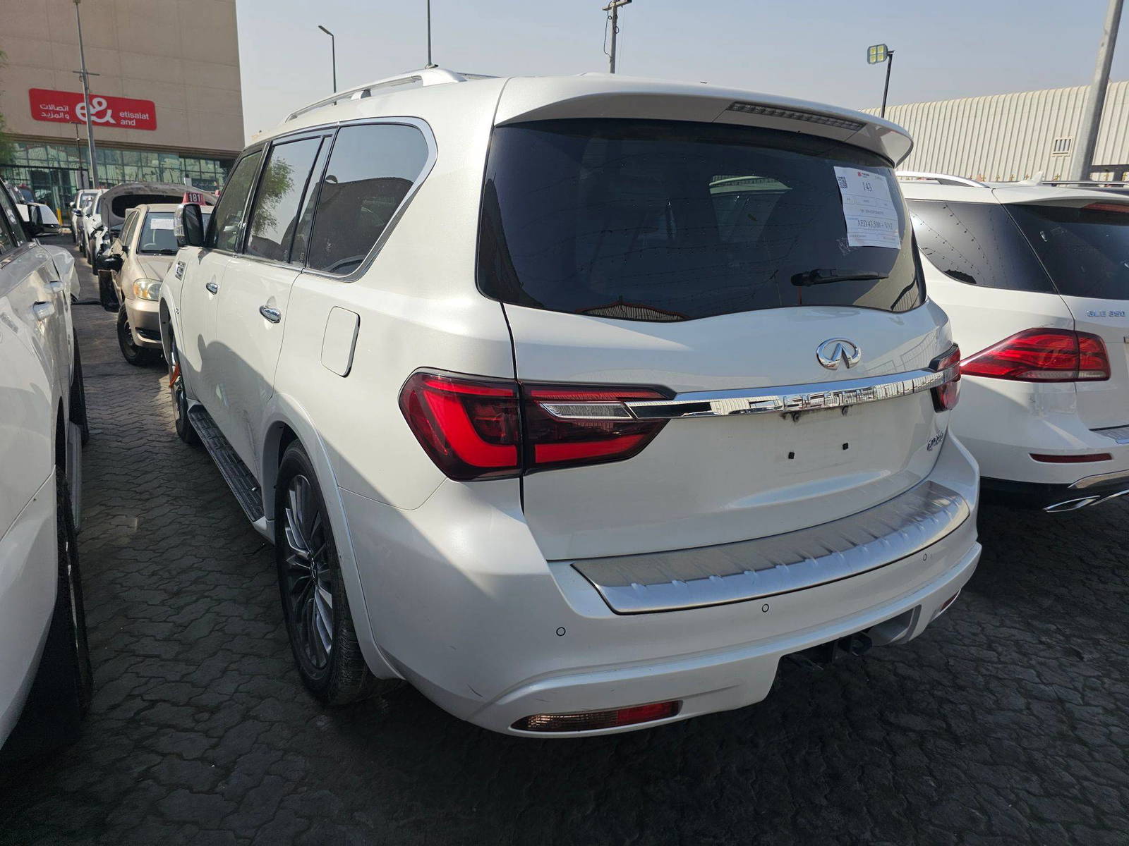 INFINITI QX80 2019 view 2