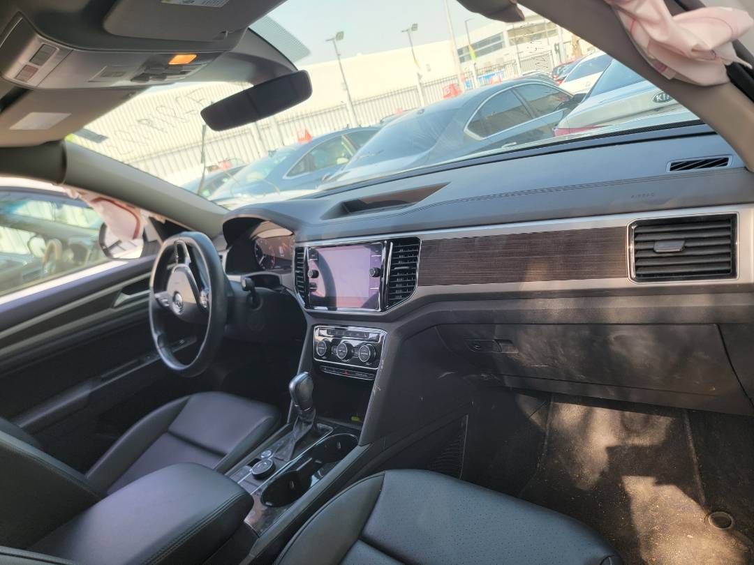 2019 VOLKSWAGEN ATLAS — 60043 Miles — Lot KC513760 - Marhaba Auctions Used Cars - Image 5